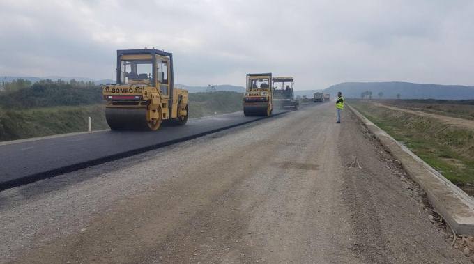 Investime nga fondet e brendshme: Ne 8 muaj 3.1 km autostrade dhe 3.6 km rruge